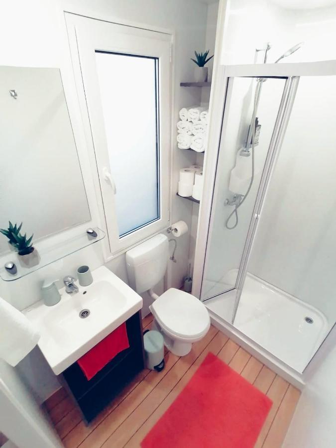Mobile Home More Porton Nature Hideouts Rovinj Exterior photo